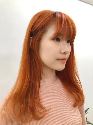 ロング カラー ヘアアレンジ flamme Annaのヘアスタイル