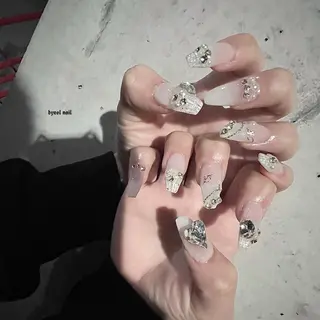 ネイル byeol  nail (ビョルネイル)所属・🌧byeol nail🤍のネイルデザイン
