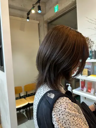 ミディアム カラー さとう あやかのヘアスタイル
