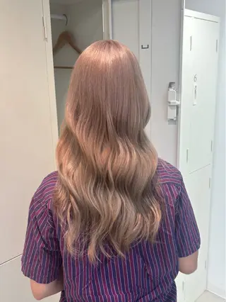 ロング カラー SHU ／eightのヘアスタイル