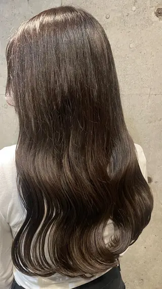 ロング カラー ミルクティーベージュ 新潟万代/MANA♡のヘアスタイル