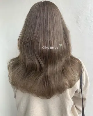 セミロング mako🌷ミニモ 限定クーポン多数🆕のヘアスタイル