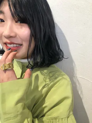 ミディアム レイヤーカット/ 透明感カラーmikuのヘアスタイル