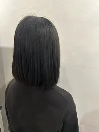 ミディアム カラー IT by ALBUMあいりのヘアスタイル
