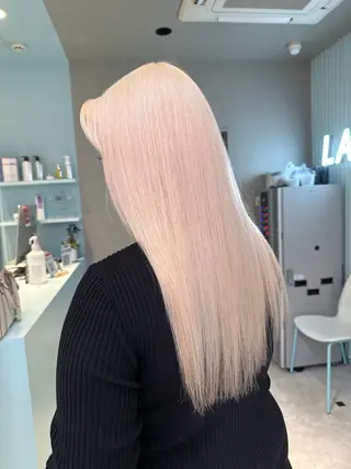 ミディアム ブリーチ✖️ 縮毛LANDのヘアスタイル