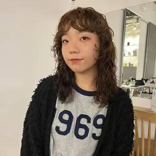 ミディアム パーマ Kaede🍁 FILMS 渋谷のヘアスタイル