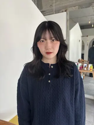 ミディアム mirai/ブリーチ ダブルカラーのヘアスタイル