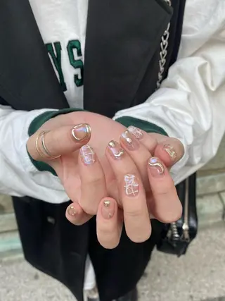 ネイル ✩*.ﾟ真粋 (maiki)⋆*✩のネイルデザイン