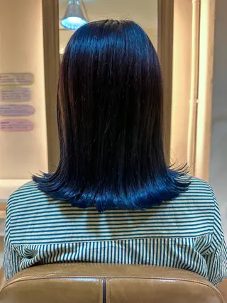 ミディアム タツキ／レイヤー／ パーマ／艶カラーのヘアスタイル