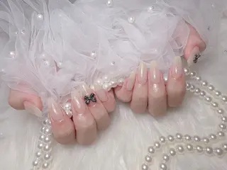 ネイル CHARIS yunaのネイルデザイン