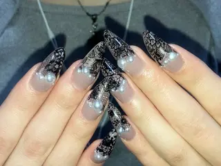 ネイル kana/モード ・グランジ⛓🎼のネイルデザイン