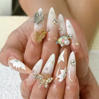 ネイル Ellenail名古屋所属・伊藤 愛のネイルデザイン