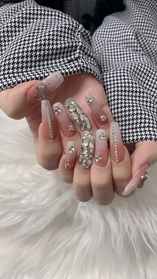 ネイル 菲菲ネイルサロン所属・FF フィフィネイルサロンのネイルデザイン