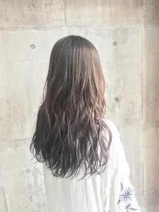 ロング カラー ヘアアレンジ 🧶ブリーチカラー TERU🧶のヘアスタイル