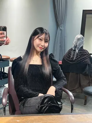 ロング カラー Lani5710所属・🎀ハイトーン・艶 カラー HANA🎀のヘアスタイル