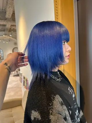 カラー 大阪ウルフカット ハッシュカットのヘアスタイル
