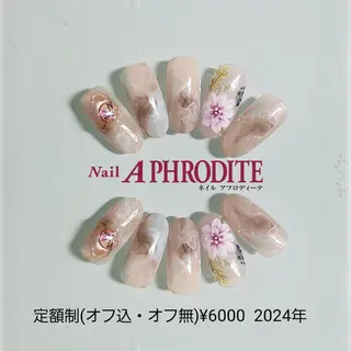ネイル Nail  Aphroditeのネイルデザイン