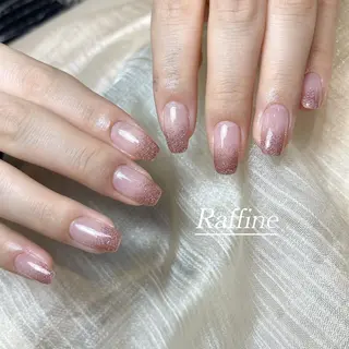 ネイル RAFFINE 月🦋🩵のネイルデザイン