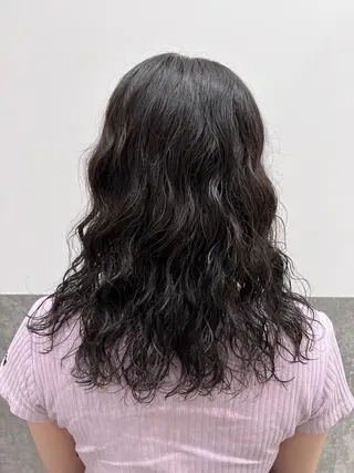 セミロング パーマ ally hairsalon所属・Emi .のヘアスタイル