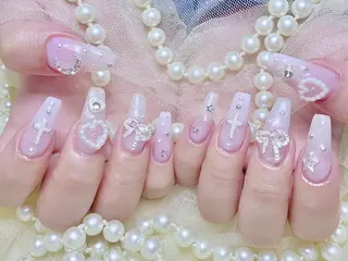 ネイル Hanya 🌈のネイルデザイン