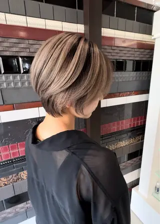 ショート カラー ショート×ブリーチ 🪞問屋町/yujiのヘアスタイル