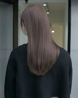 カラー navile 銀座 角田 龍太のヘアスタイル