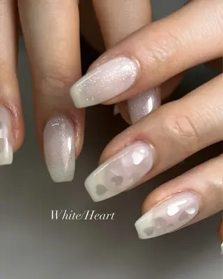 ミディアム LYLY numachanのネイルデザイン