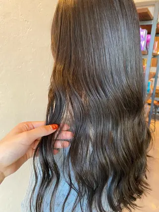 ロング カラー 希優🌺ソムリエ /ブリーチ/カットのヘアスタイル