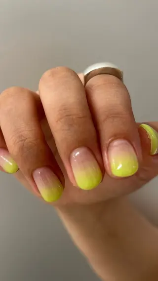 ネイル 甲村 未玖のネイルデザイン