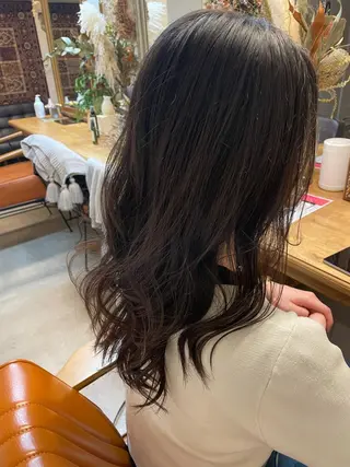 ミディアム NATSUKA 905号室のヘアスタイル