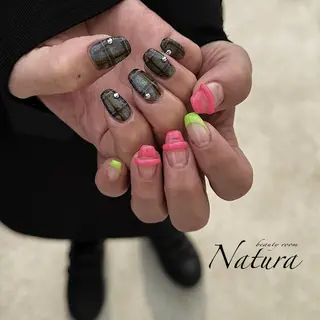 ネイル beautyroom Naturaのネイルデザイン