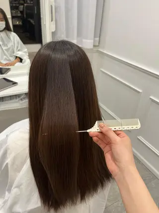 ロング 新井 凪のヘアスタイル