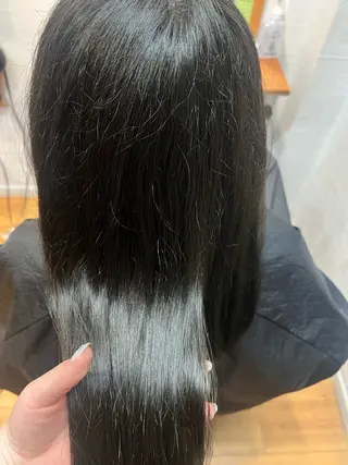 カラー 多賀 千晴のヘアスタイル