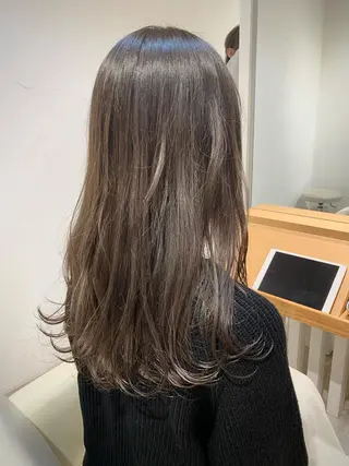 ロング カラー ブリーチなしWカラー /酸性ストレート河本のヘアスタイル