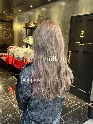 ロング カラー レイヤー/ハッシュ/ ウルフ/透明感カラーのヘアスタイル