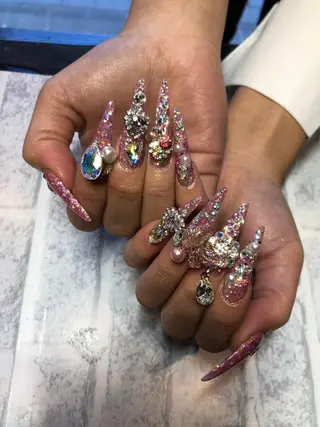 ネイル MADIA所属・momo .のネイルデザイン