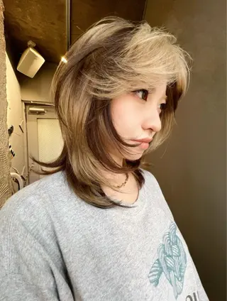 セミロング カラー haco＋所属・圧倒的デザイン力 店長🎨RENAのヘアスタイル
