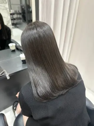 セミロング カラー Savoir GRANMASH【サヴォア　グランマッシュ】所属・ショート/レイヤー/ 透明感/グレージュのヘアスタイル