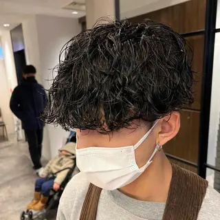 ショート パーマ メンズ 波巻きスパイラルパー マ/シャドウパーマ駿のヘアスタイル