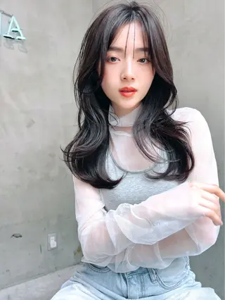 ロング 美容室LIBERTEリベルテ 銀座所属・鈴木 和佳のヘアスタイル