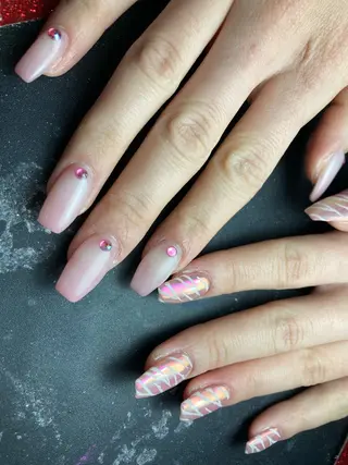 ネイル 海外ネイル u4me🦄💜のネイルデザイン