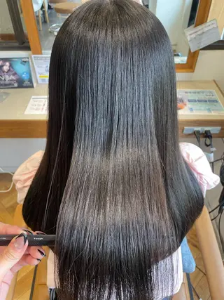 ロング パーマ 𝒚𝒖-𝒓𝒊/ 透け感color🌙のヘアスタイル