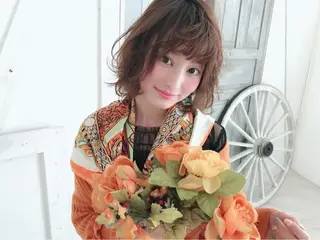 ミディアム カラー パーマ 仲西 愛鈴のヘアスタイル