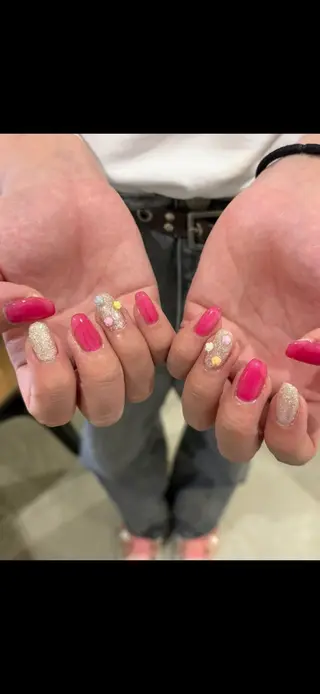 ネイル meRK 🦋愛海のマツエク・マツパデザイン