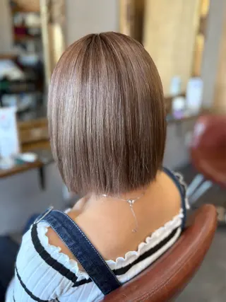 ショート カラー ナギサ 🐶のヘアスタイル