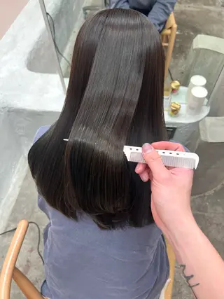 ミディアム カラー iru所属・透明感，髪質改善の プロ☝🏻前田俊樹✨のヘアスタイル