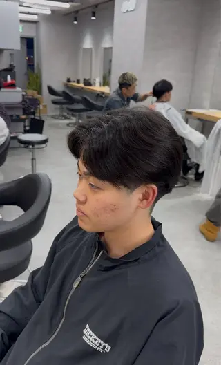 メンズ パーマ特化 まなるのヘアスタイル