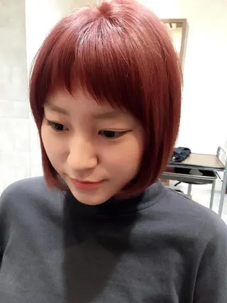 ショート カラー 髪質改善&ブリーチ 伊勢 祐一郎のヘアスタイル