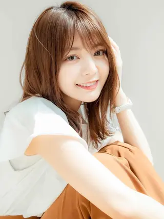 セミロング 山本翔一郎 韓国顔周りレイヤーのヘアスタイル