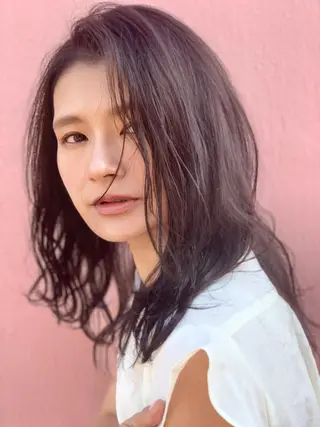 ミディアム カラー 四ッ井 翔のヘアスタイル